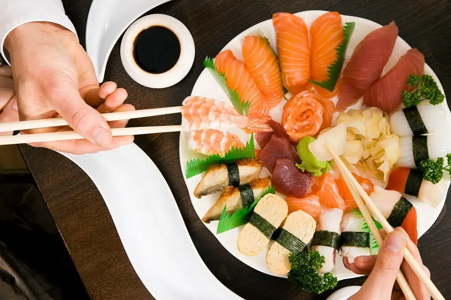 A guide to the mannerism of eating in Japan.